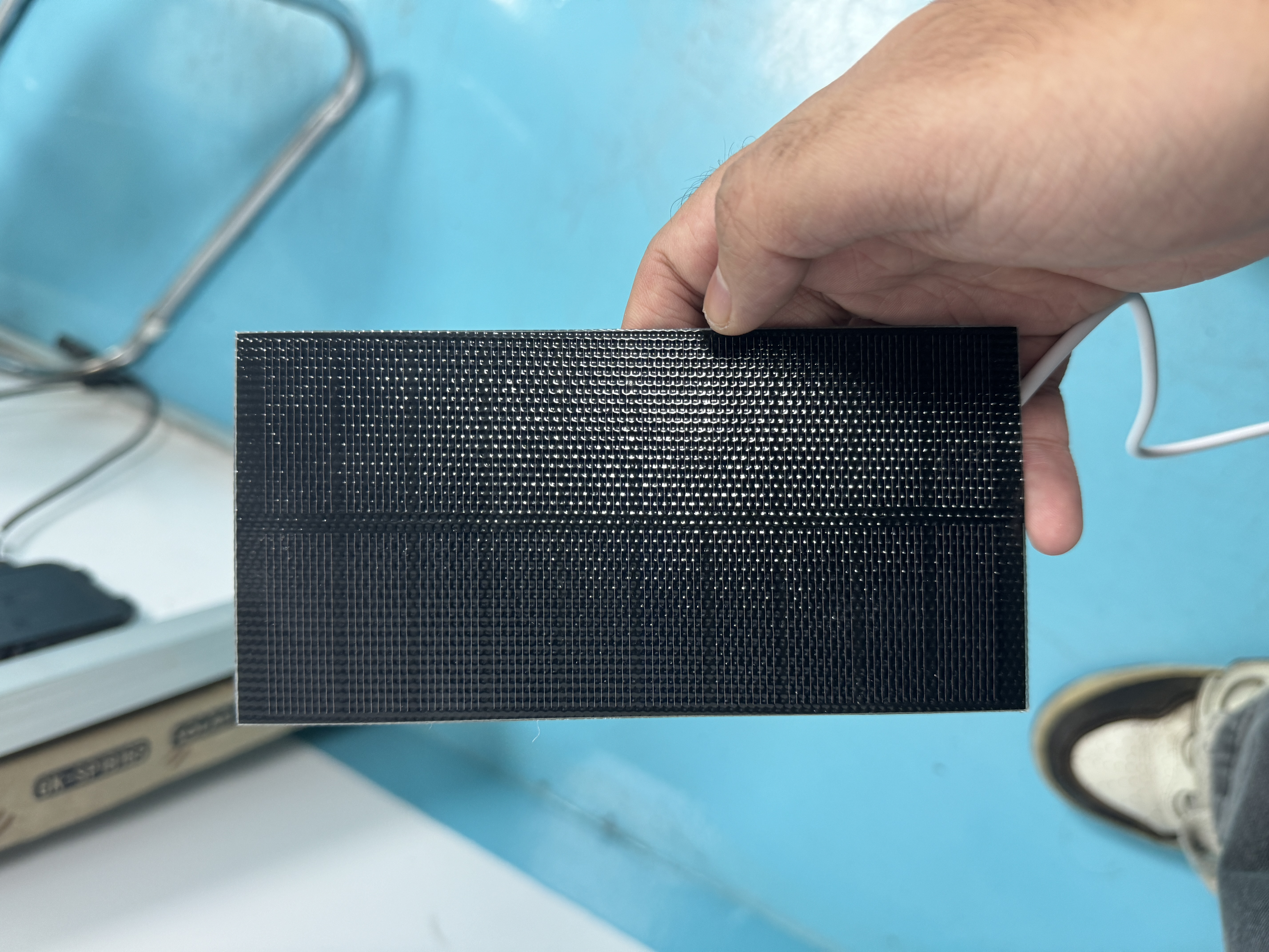 为什么ETFE成为太阳能板表面材料的优选？